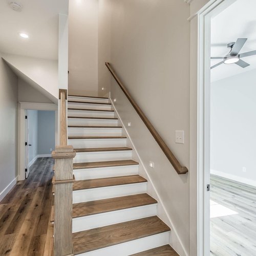 New hardwood flooring in Portland and White House, TN by FLOOR CO.