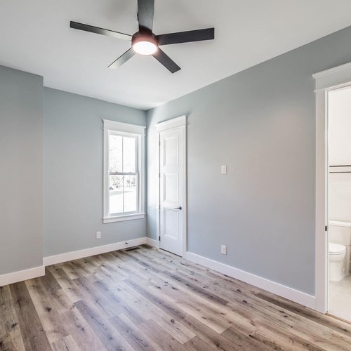 New hardwood flooring in Portland and White House, TN by FLOOR CO.