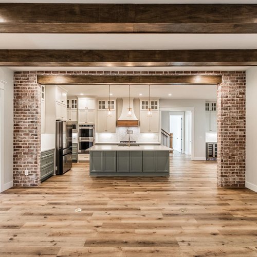 New hardwood flooring in Portland and White House, TN by FLOOR CO.